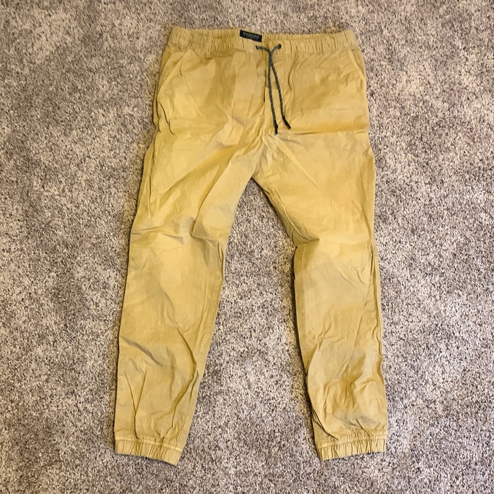 American Eagle Joggers